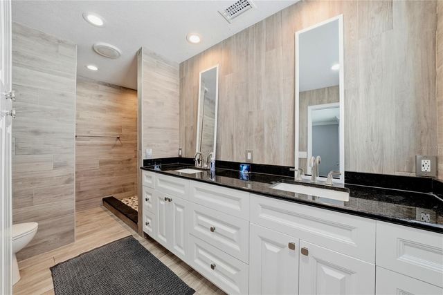 103 6TH STREET NW, Ruskin, FL 33570