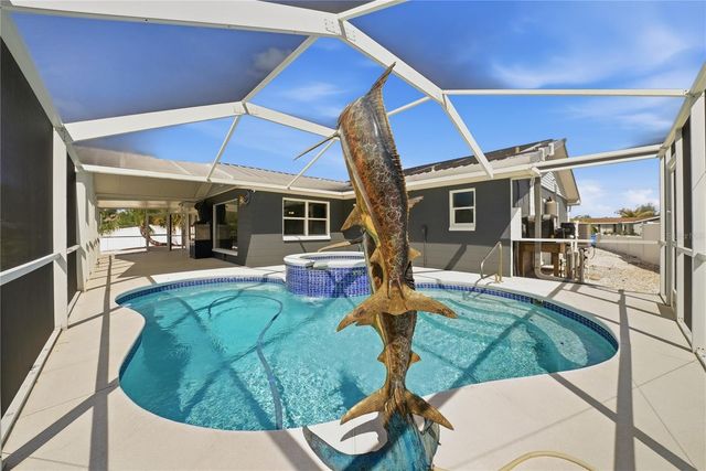 103 6TH STREET NW, Ruskin, FL 33570