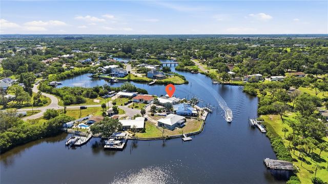 103 6TH STREET NW, Ruskin, FL 33570