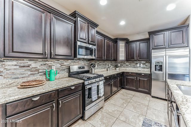 7657 S DEBRA Drive, Gilbert, AZ 85298