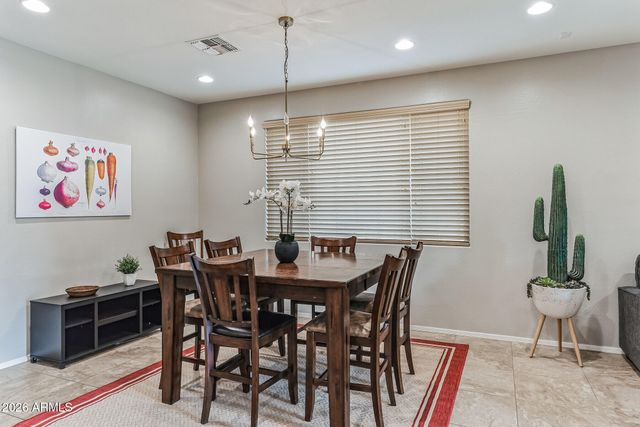 7657 S DEBRA Drive, Gilbert, AZ 85298