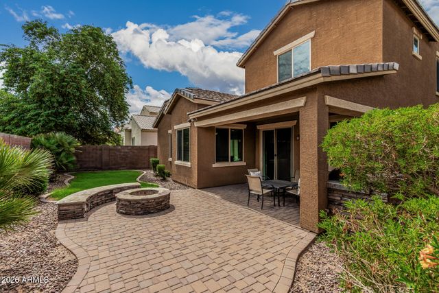 7657 S DEBRA Drive, Gilbert, AZ 85298
