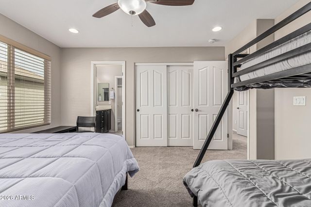 7657 S DEBRA Drive, Gilbert, AZ 85298