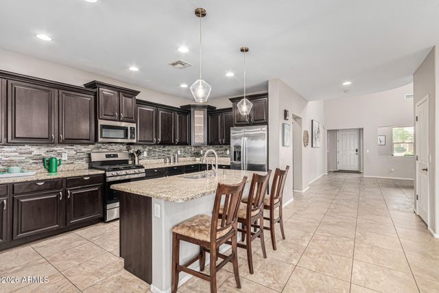 7657 S DEBRA Drive, Gilbert, AZ 85298