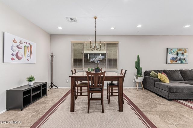 7657 S DEBRA Drive, Gilbert, AZ 85298