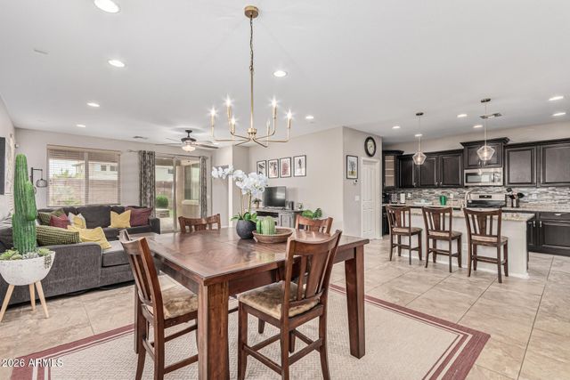 7657 S DEBRA Drive, Gilbert, AZ 85298