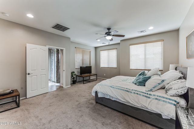 7657 S DEBRA Drive, Gilbert, AZ 85298