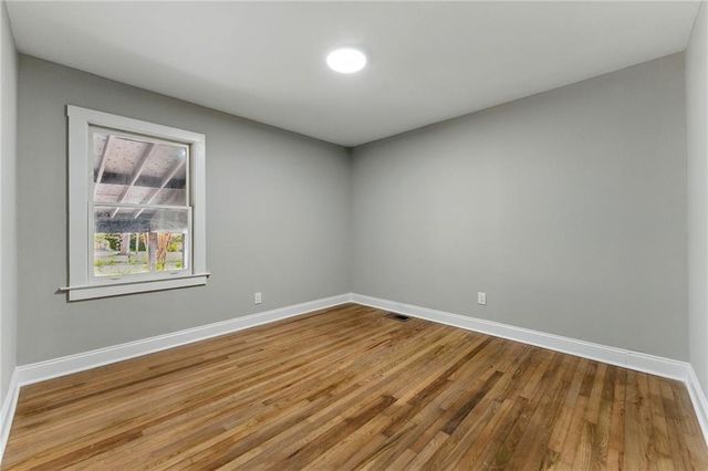 10 Cochran SE Road, Marietta, GA 30060