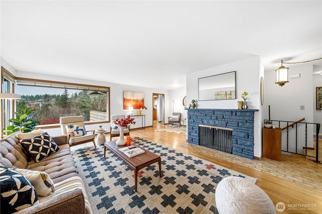 12638 Shorewood Drive SW, Burien, WA 98146