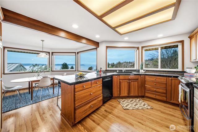 12638 Shorewood Drive SW, Burien, WA 98146