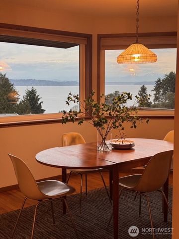 12638 Shorewood Drive SW, Burien, WA 98146