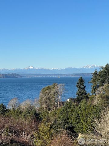 12638 Shorewood Drive SW, Burien, WA 98146