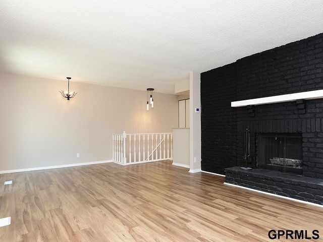 2205 Sandstone Road, Lincoln, NE 68512