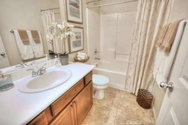 77183 California Drive, Palm Desert, CA 92211