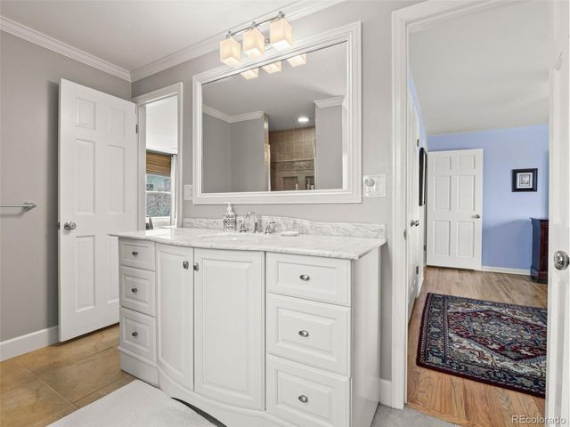 9880 E Chenango Ave, Greenwood Village, CO 80111