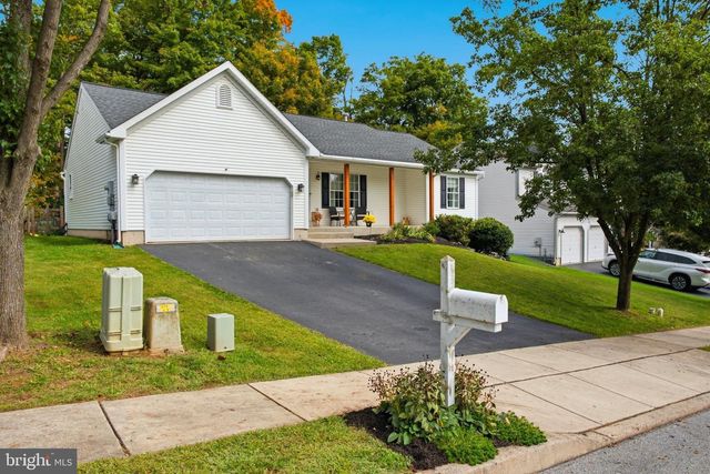 41 ROCK HAVEN CT, Reading, PA 19606