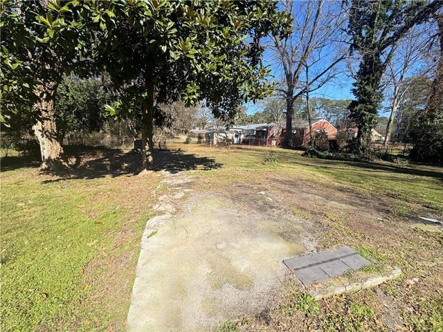 2079 Ben Hill Road, Atlanta, GA 30344