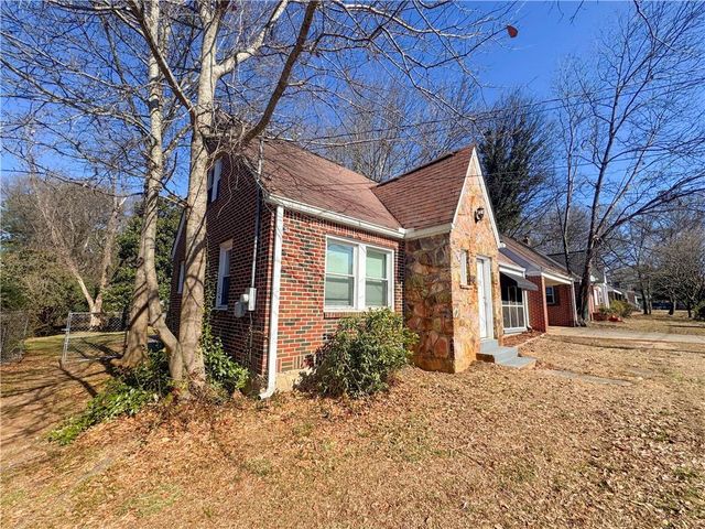 2079 Ben Hill Road, Atlanta, GA 30344