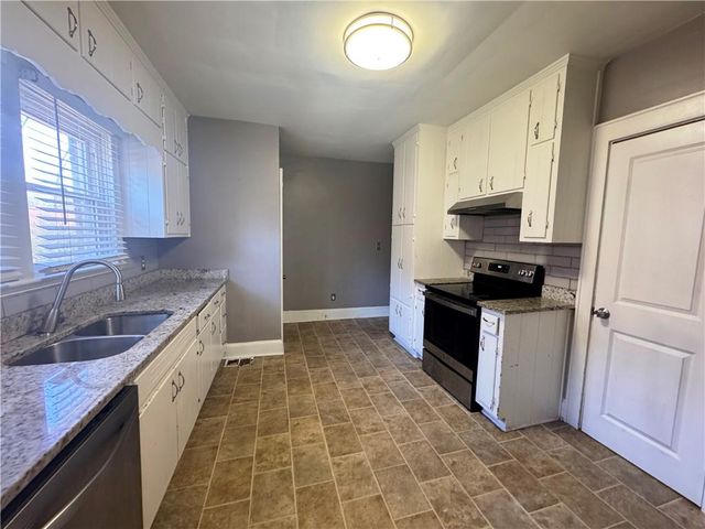 2079 Ben Hill Road, Atlanta, GA 30344