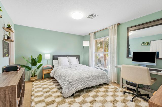 6102 Seminole Gardens Circle, Riviera Beach, FL 33418