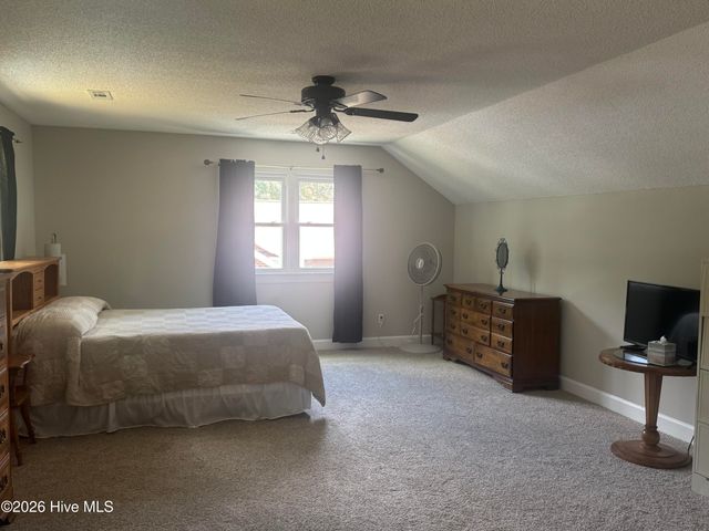 127 Squire Drive, Winterville, NC 28590