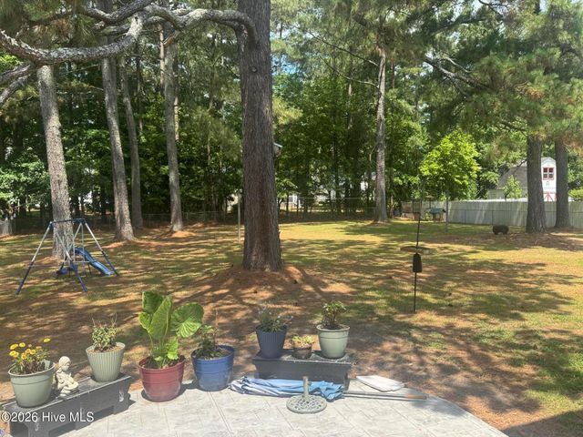 127 Squire Drive, Winterville, NC 28590