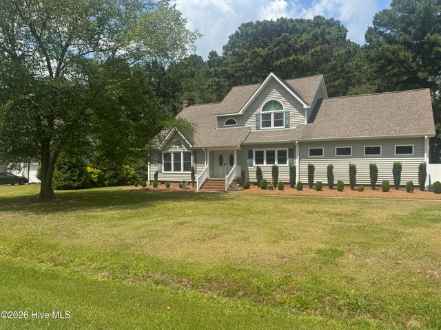 127 Squire Drive, Winterville, NC 28590