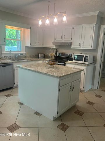 127 Squire Drive, Winterville, NC 28590