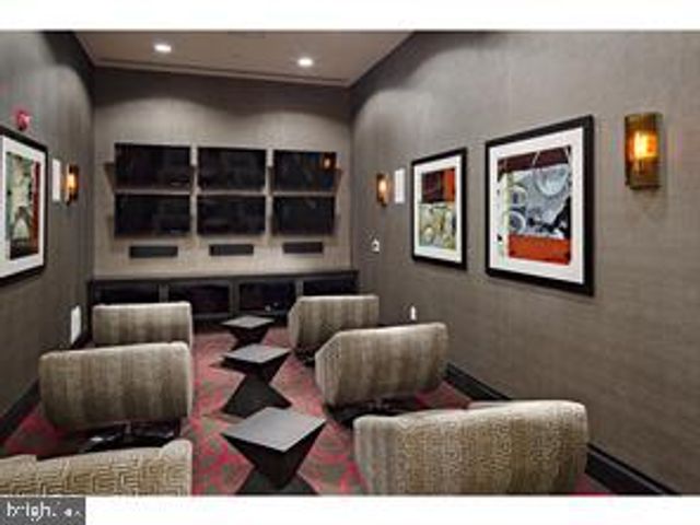 4543 CHAMPIONS RUN, Cherry Hill, NJ 08002