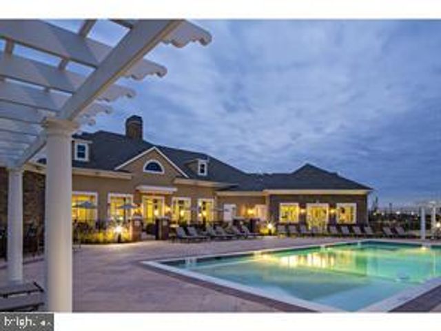 4543 CHAMPIONS RUN, Cherry Hill, NJ 08002