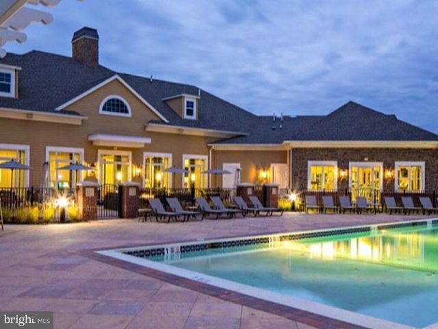 4543 CHAMPIONS RUN, Cherry Hill, NJ 08002