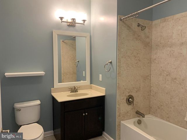 4543 CHAMPIONS RUN, Cherry Hill, NJ 08002