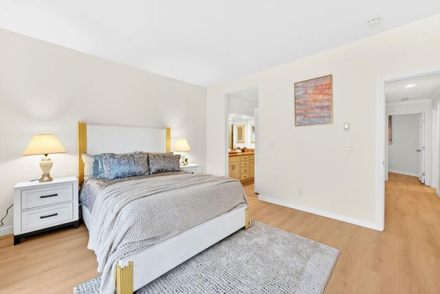 9 Cove Lane, Redwood City, CA 94065