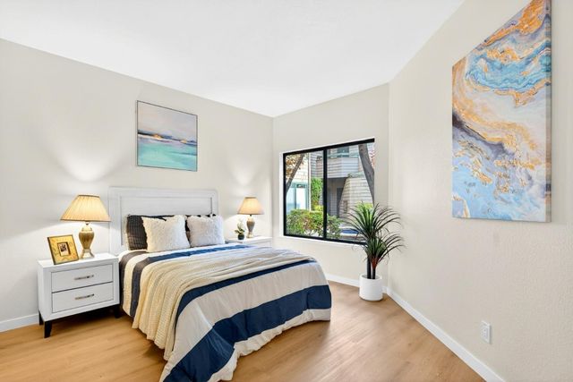 9 Cove Lane, Redwood City, CA 94065