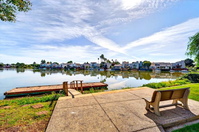 9 Cove Lane, Redwood City, CA 94065