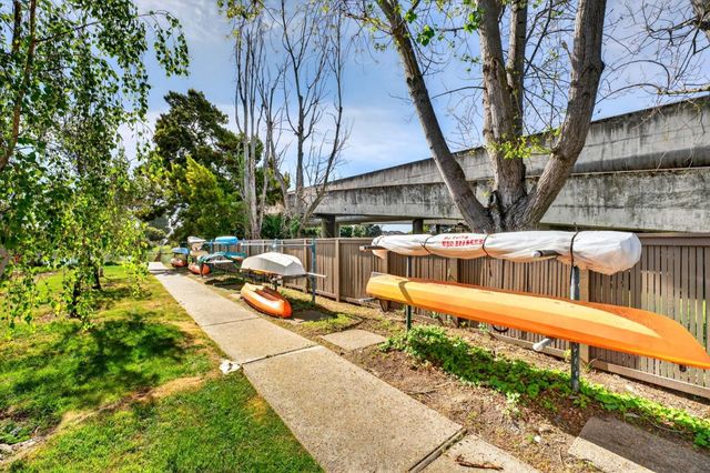 9 Cove Lane, Redwood City, CA 94065