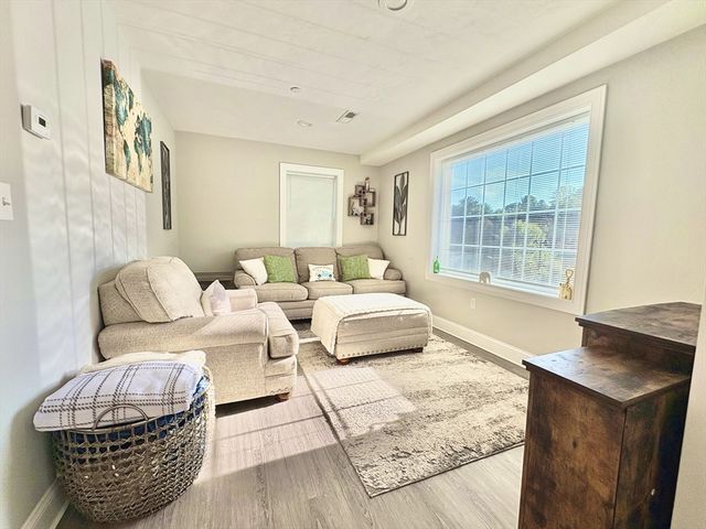 1455 Main St 4, Tewksbury, MA 01876