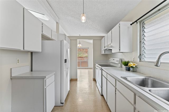 94-170 Kaima Place, Waipahu, HI 96797