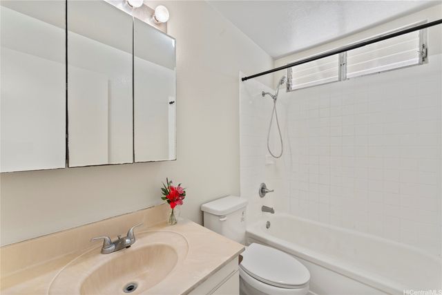94-170 Kaima Place, Waipahu, HI 96797