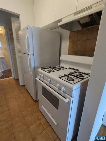 963 Boulevard East 2-3, Weehawken, NJ 07086
