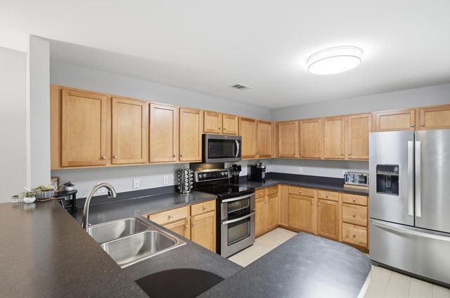 1205 Catbird Court, Hanahan, SC 29410