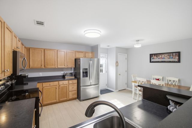 1205 Catbird Court, Hanahan, SC 29410