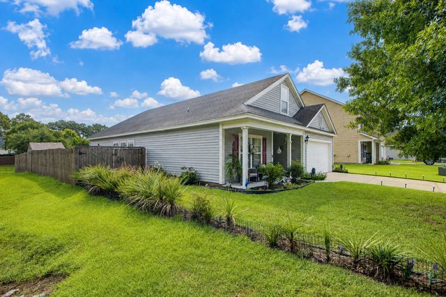 1205 Catbird Court, Hanahan, SC 29410