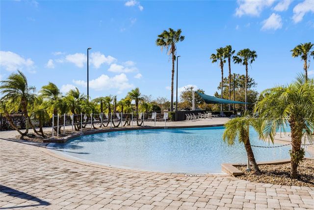 3961 KENNEBUNK LOOP, Mount Dora, FL 32757