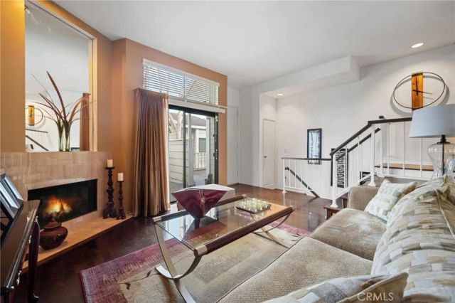 4634 Don Lorenzo Drive A, Los Angeles, CA 90008