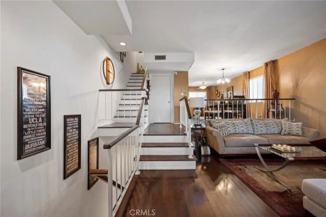 4634 Don Lorenzo Drive A, Los Angeles, CA 90008