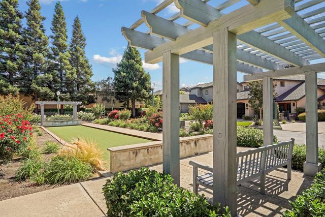 1254 Winerose Ct, Lodi, CA 95242