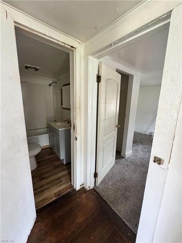 14016 Burwells Bay RD, Smithfield, VA 23430