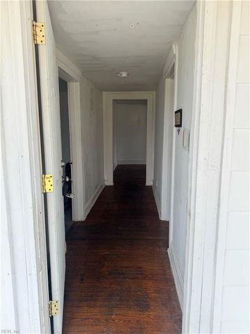 14016 Burwells Bay RD, Smithfield, VA 23430