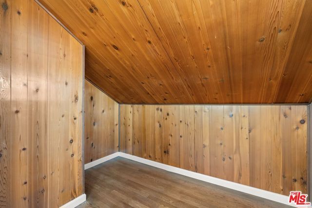 6525 Lubao Avenue, Los Angeles, CA 91367